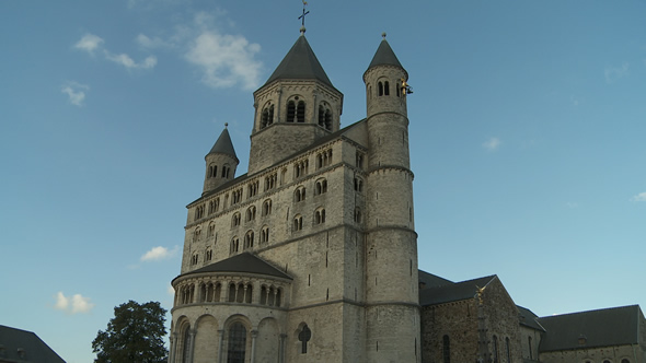 Collégiale Sainte-Gertrude de Nivelles © Ooh ! Collective